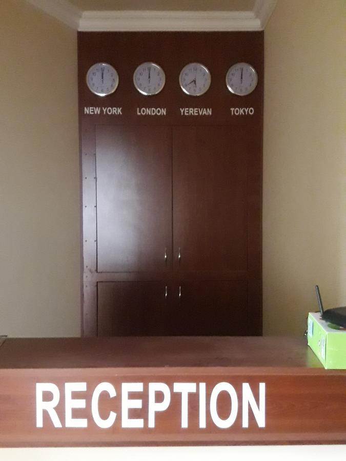 Sunshine Hotel Yerevan Luaran gambar